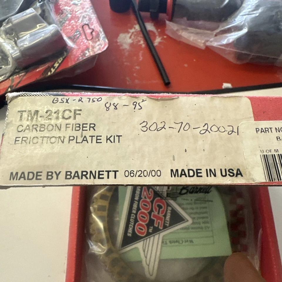 Kit de placa de fricción de fibra de carbono Barnett suz GSX-R 750 88-95 Tm-21cf 302-70-20021 Foto 3 de 3