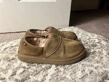 UGG UniSex Brown Slip-On Suede Shearling Lined Slippers Faux Fur Comfort
