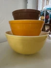Vintage Pyrex Town and Country Solid Color Nesting Mixing Bowls Set