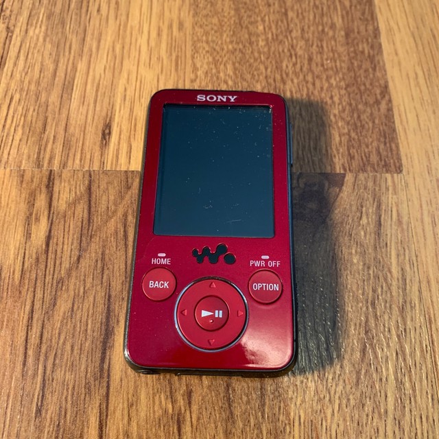 Sony Walkman NWZE436F Red ( 4 GB ) Digital Media
