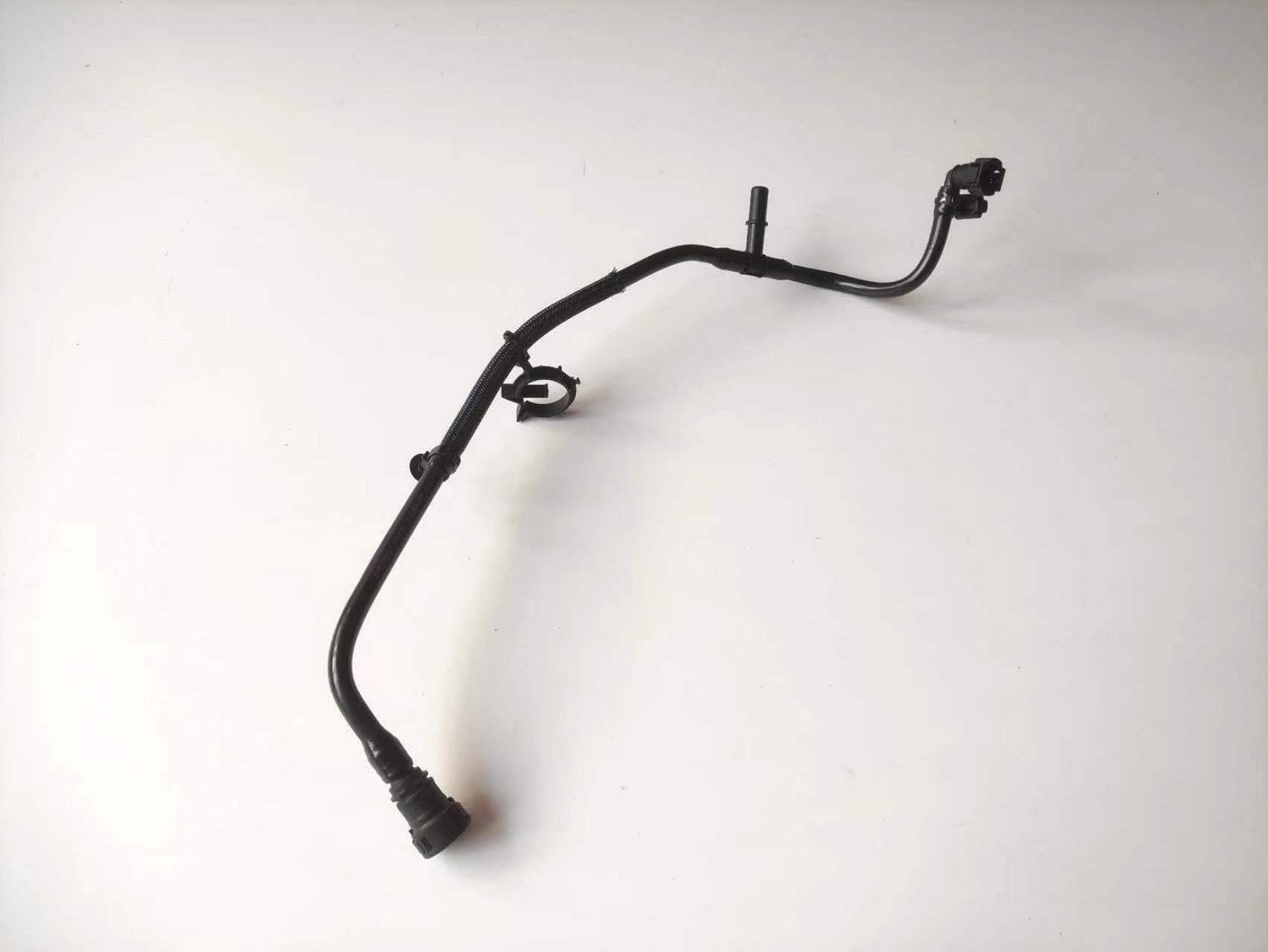 NEW For 20162019 Jeep Grand Cherokee Dodge Durango Purge Hose 68250915AD eBay