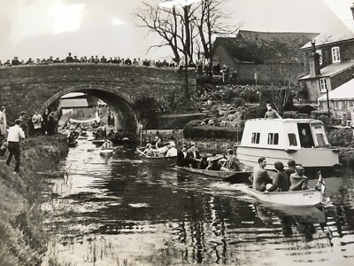 Kennet & Avon Kanal CROFTON WO GENAU? 1950/60 ÄRA FOTOGRAFIE RENNEN ?