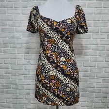 Others Follow Size M Ana Floral Mini Dress Short Sleeve Sweetheart Neckline