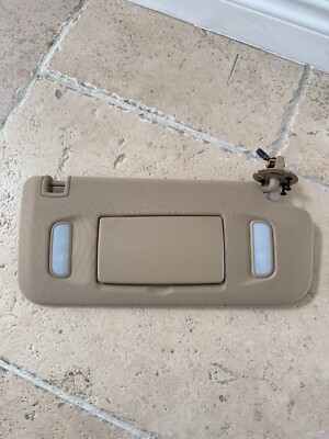 NEW OEM 2007 - 2010 Saturn Outlook Right Passenger Sunvisor Sun Visor Beige