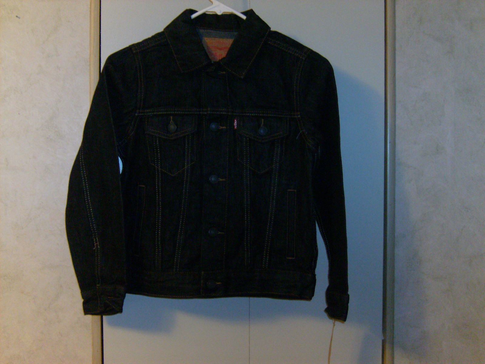 Picture 3 of 9