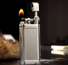 Encendedor de cigarros de aleación de zinc con pipa de tabaco manipulación butano oblicuo fácil encendido