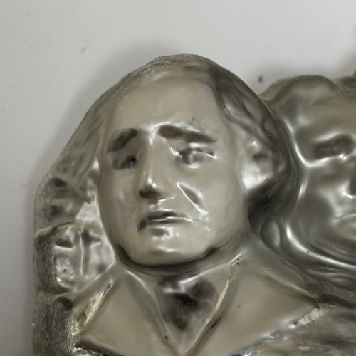 Mount Rushmore Souvenir Christmas Ornament Silver Metallic Red Green Glass VTG - Picture 2 of 8