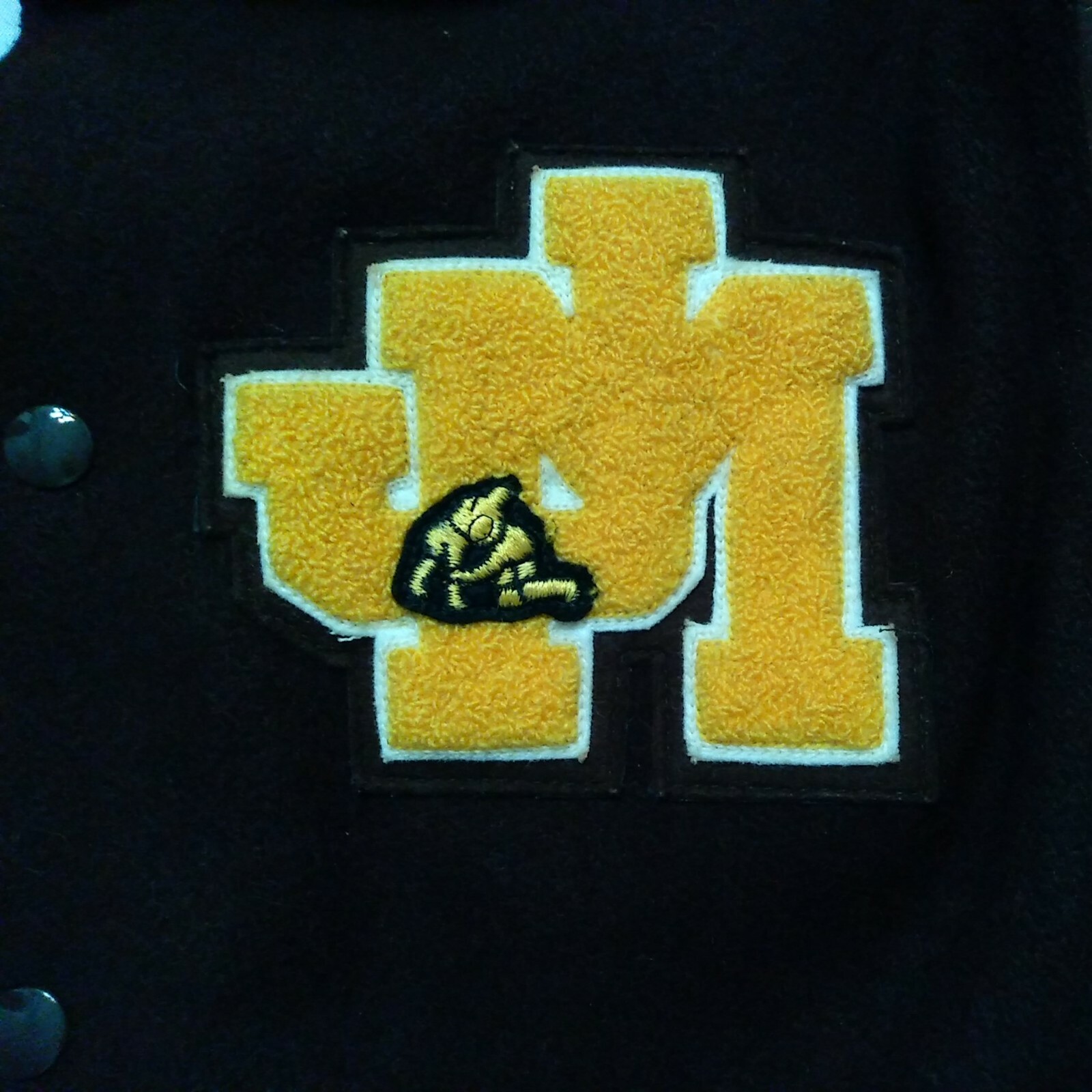 Picture 2 of 12