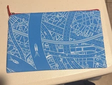  Blue  Emirates Airline Toiletry Amenities Kit Bag Dubai Expo 2020