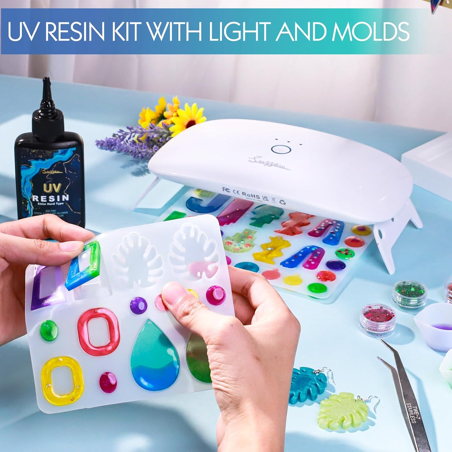 UV Resin Jewelry Making Kit 300G Crystal Clear UV Resin Kit with Molds 30W 22