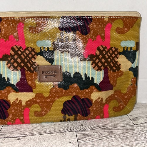 Fossil Key Per Coated Canvas Cosmetic/Clutch Bag - Picture 4 of 12