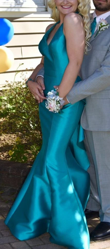 Vestido de graduación verde azulado, precioso vestido, Sherry Hill talla 0, vestido inferior con volantes de sirena  Foto 3 de 3