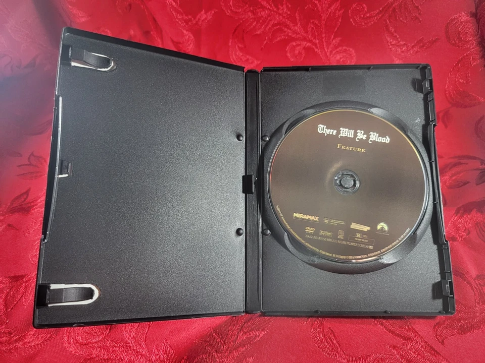 THERE WILL BE BLOOD (2007) Paul Thomas Anderson, Daniel Day-Lewis - Image 3 of 4