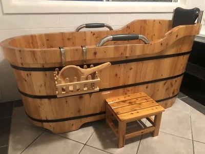 Cedar Wood Japanese Soaking Bathtub Brand New