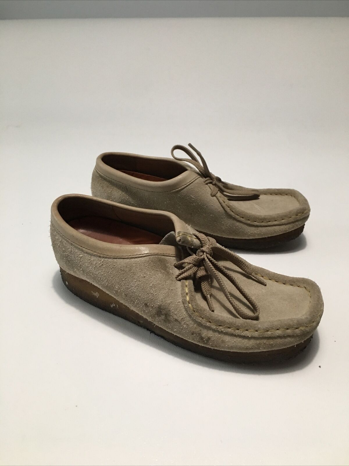 Clarks Original Wallabee Low Rise in Sand Suede Crape… - Gem