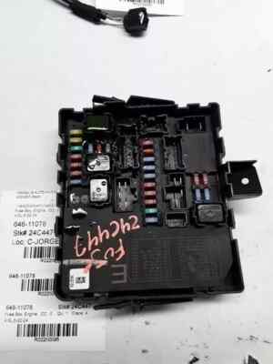 2010-2019 Nissan Frontier Engine Fuse Box 2.5L (VIN B, 4th