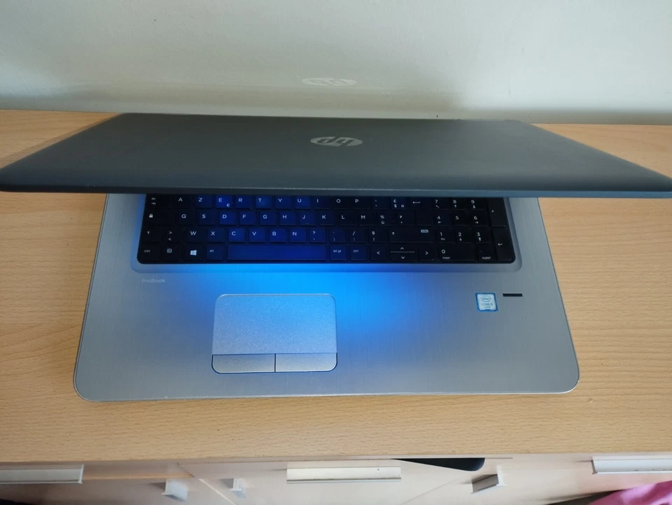Pc Portable 17 HP Probook 470 G3 i5 2,40ghz SSD500Go Ram8Go En Parfait État - Photo 2/4