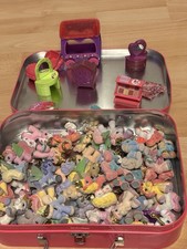 Großes Filly-Pferde Spielset mit Kutsche, Möbeln & Aufbewahrungskoffer