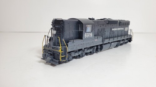 Broadway Limited HO Blueline EMD SD9 Penn Central 6919 DCC Sound | Condition: Used