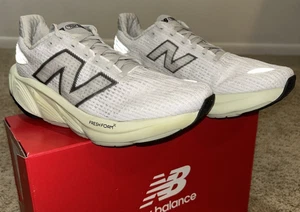 Nouveau Balance Fresh Mousse X Balos Blanc beige Gris Reflective Chaussures de course en argent