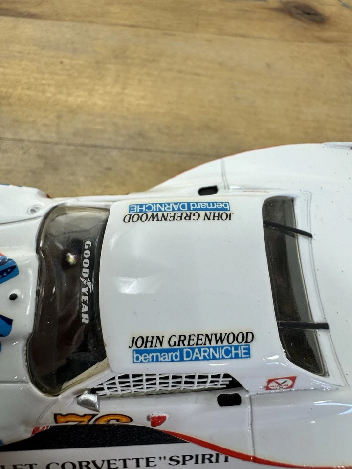 Starter CORVETTE SPIRIT OF LE MANS 1976 1:43 SLOT Autographed By Hurley Haywood - Image 4 of 4