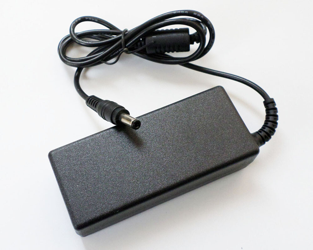 Cargador Toshiba Satellite L350 500 L505 555 645 515 + Cable Color Negro