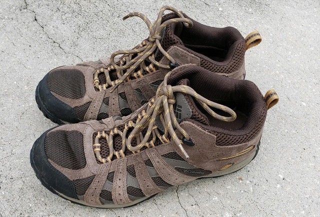 columbia men's redmond mid waterproof hiking boot