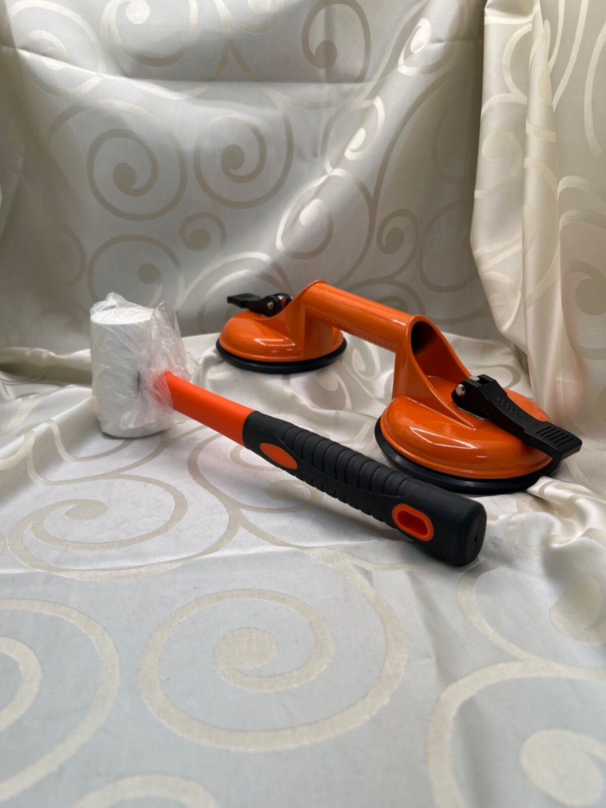 Heavy-Duty Glass Lifting Suction Cups with Rubber Mallet