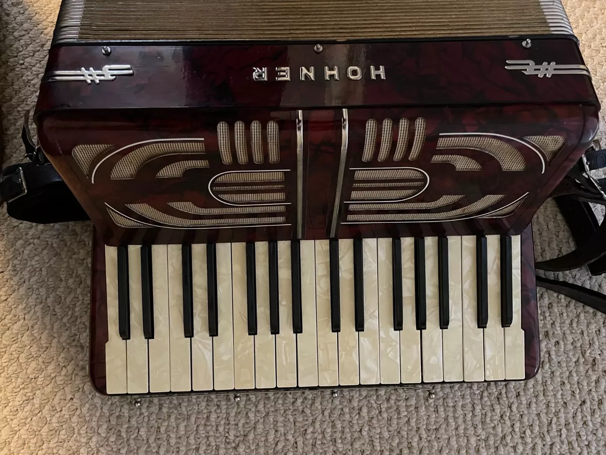 Vintage HOHNER Tango II B Button Accordion Burgundy Instrument w/ Case