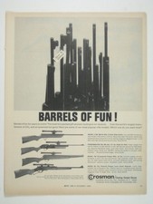 Barrels Of Fun Crosman Co2 Air Powered Rifles 1966 anuncio de Navidad impresión vintage