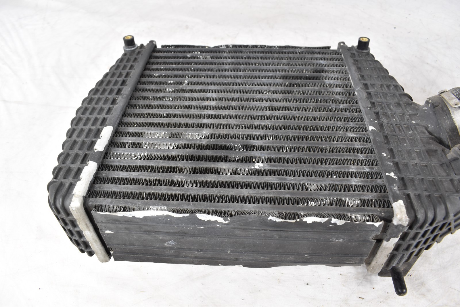 14-24 Maserati Quattroporte M156 Left Turbocharger Intercooler w / Air Duct OEM