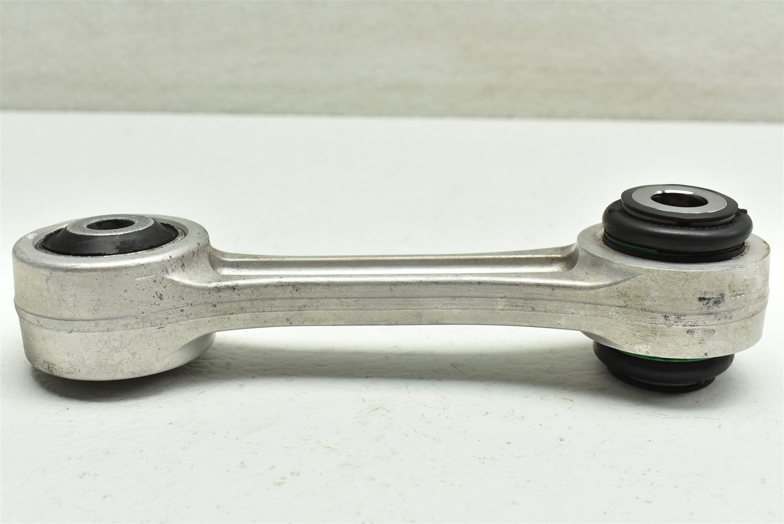 2010 Ferrari California Rear Lower Lever Suspension Control Arm 260881