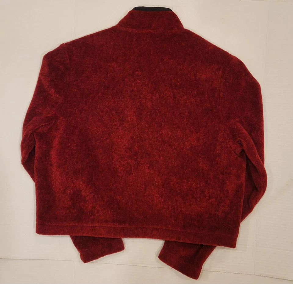 Chaqueta corta suave Tsunami borgoña con botones metálicos con ribete negro Foto 2 de 4