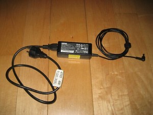 Original HIPRO 65W Laptopnetzteil HP-A0652R3B 19V 3,42A Laptop AC Adapter