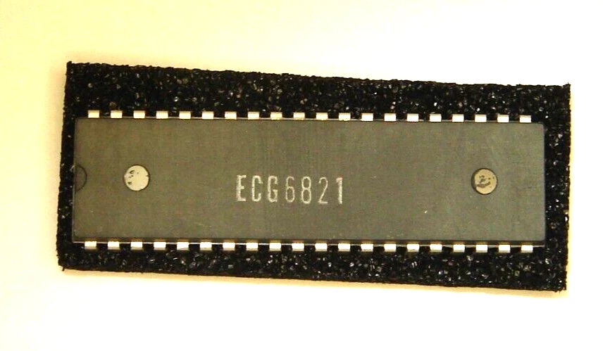 New Vintage ECG6821 MOS Peripheral Interface Adapter for 6800 Family MPU Sys - Image 2 of 2