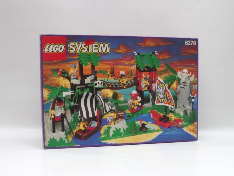 LEGO System Pirates Enchanted Island 6278 In 1994