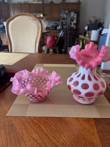 Fenton Pink White Coin Dot Opalescent Glass Hand Blown Ruffled Edge Vase Set