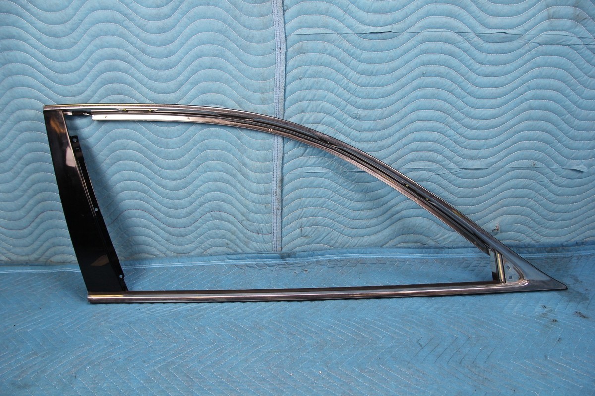 Lexus LS460 Front Passenger Door Surround Moulding 75701-50041