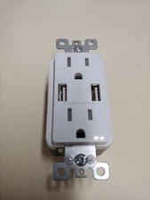  White USB-A Wall Outlet Charger with 15A Tamper-Resistant Dbl.Duplex Receptacle