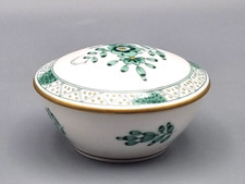 Meissen Porcelain Lidded Box Bonboniere, Indian Green Flowers Hand Painting, Gold