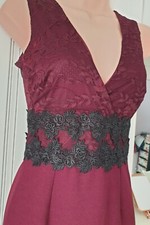 BNWT Lipsy Size 6 Burgundy & Black Lace Trim V Neck Dress Bodycon New Party 