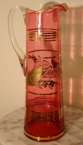 Vintage Cranberry Gilt Decorated Tall Slender Martini Tankard - Picture 4 of 6