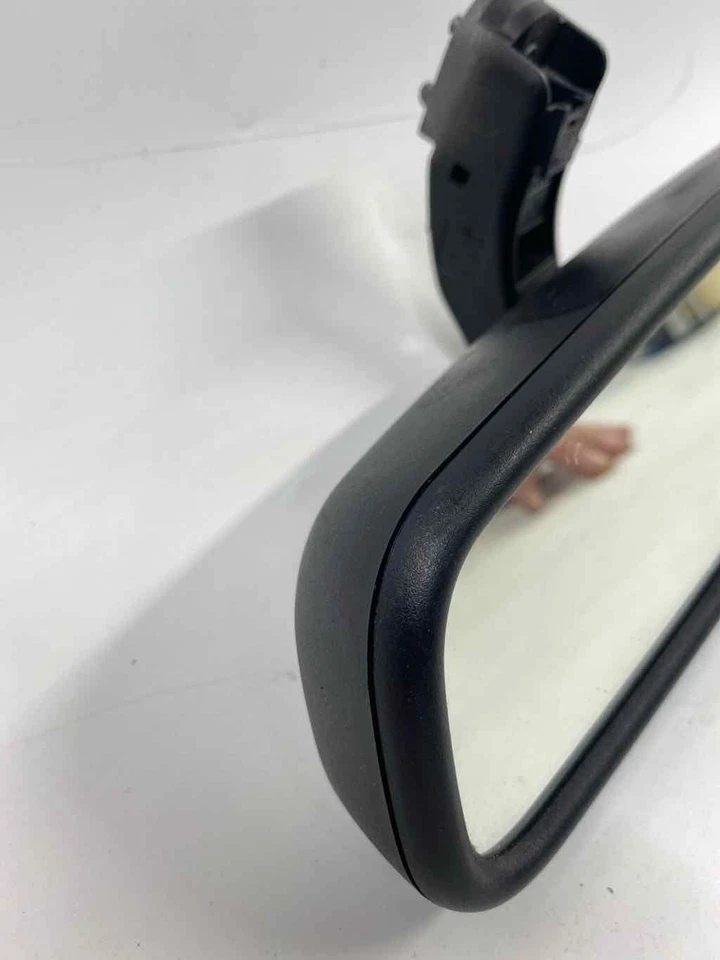 Espejo retrovisor interior delantero central usado se adapta a: BMW 535I 2012 con atenuación automática Foto 4 de 4