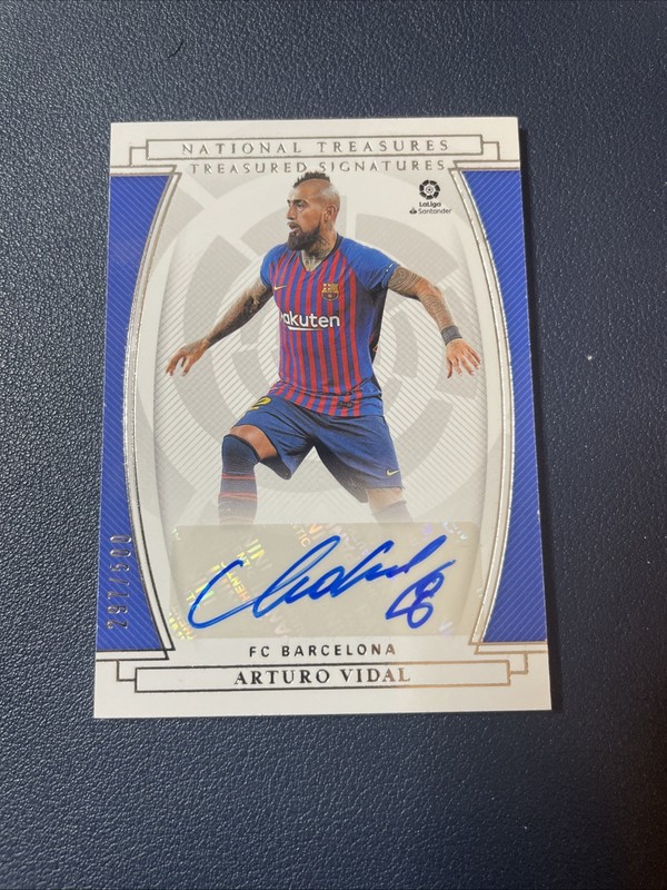 2020-2021 Panini Chronicles National Treasures Arturo Vidal Auto /500 Barcelona
