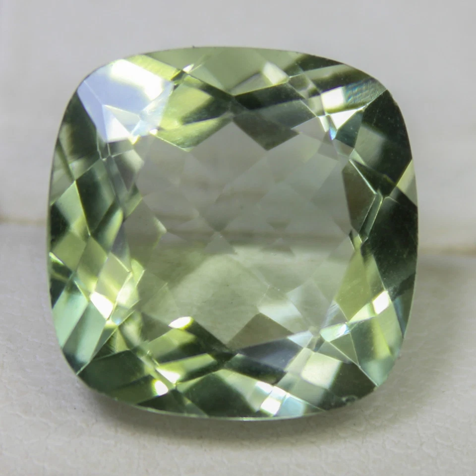 Natural Faceted Green Amethyst In Cushion Shape 9.75 Carat 14x14x8 mm Size - Image 2 of 4