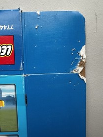 LEGO City: Police Headquarters (7744) Complete, w/ Box, Manual & Minifigs