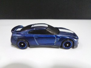 Hot Wheels Nissan Skyline R35 Super Treasure Hunt for sale | eBay