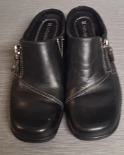 Naturalized Adele Clogs black leather size 6.5