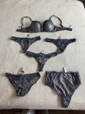 New with tags shimmery Victoria's Secret Lingerie Bundle - Bra  5 Panties 32D M