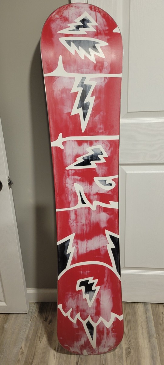 Burton Blunt 147CM Snowboard Deck All Mountain No Bindings Burton Blunt 147CM Snowboard Deck All Mountain No Bindings